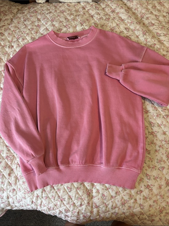 Zenana Outfitters Tops - Zenana Outfitters Pink Pullover Sweatshirt